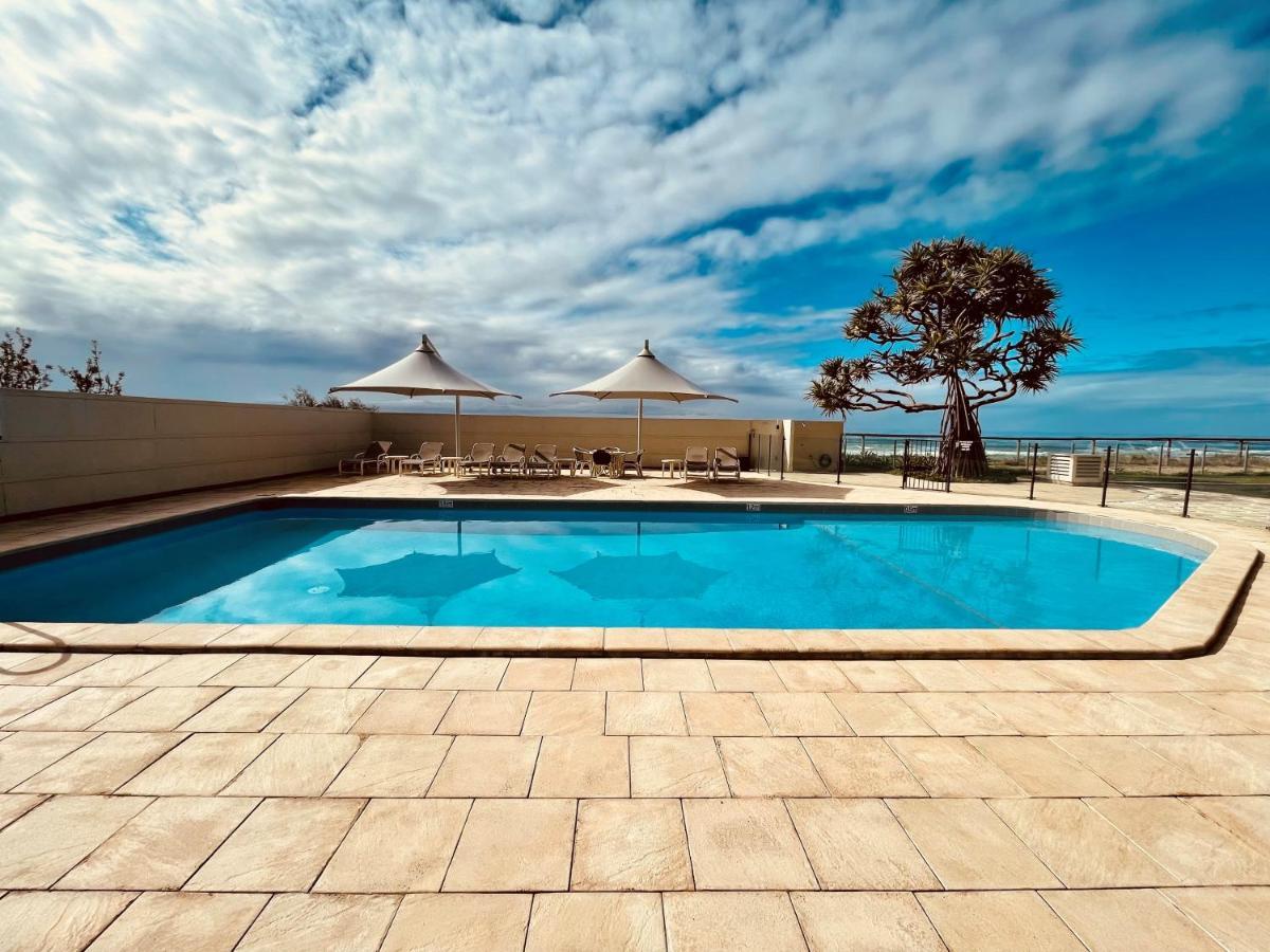 Absolutely Stunning! On The Beach !!! Gold Coast Exterior foto